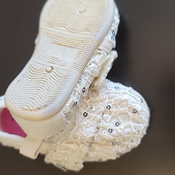 Baby shoes - Picture 6 of 6